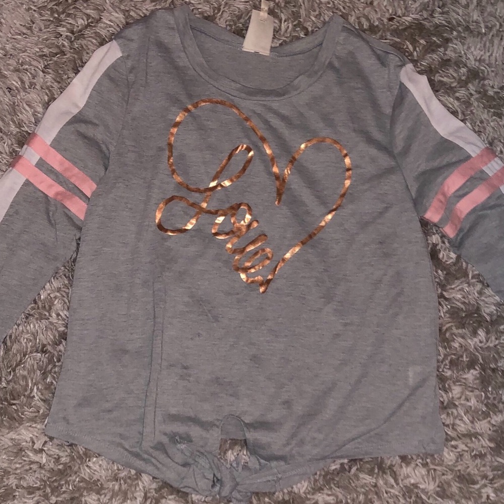 “Love” Heart Light Grey Long Sleeve